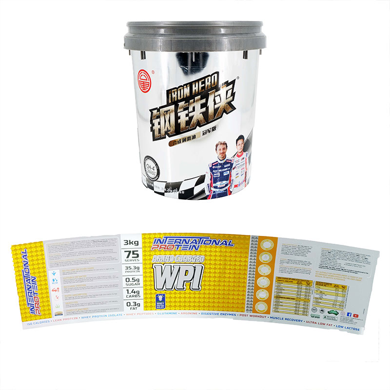 Stampaggio ad iniezione di secchi di lacca nell'etichetta dello stampo